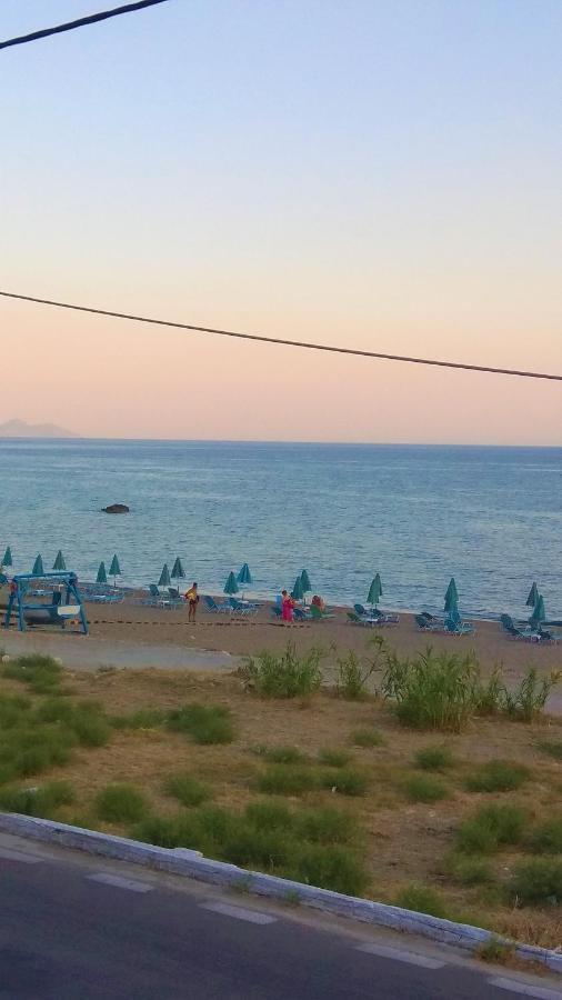 Socrates Sea View Apartment Kampos Marathokampou Екстериор снимка
